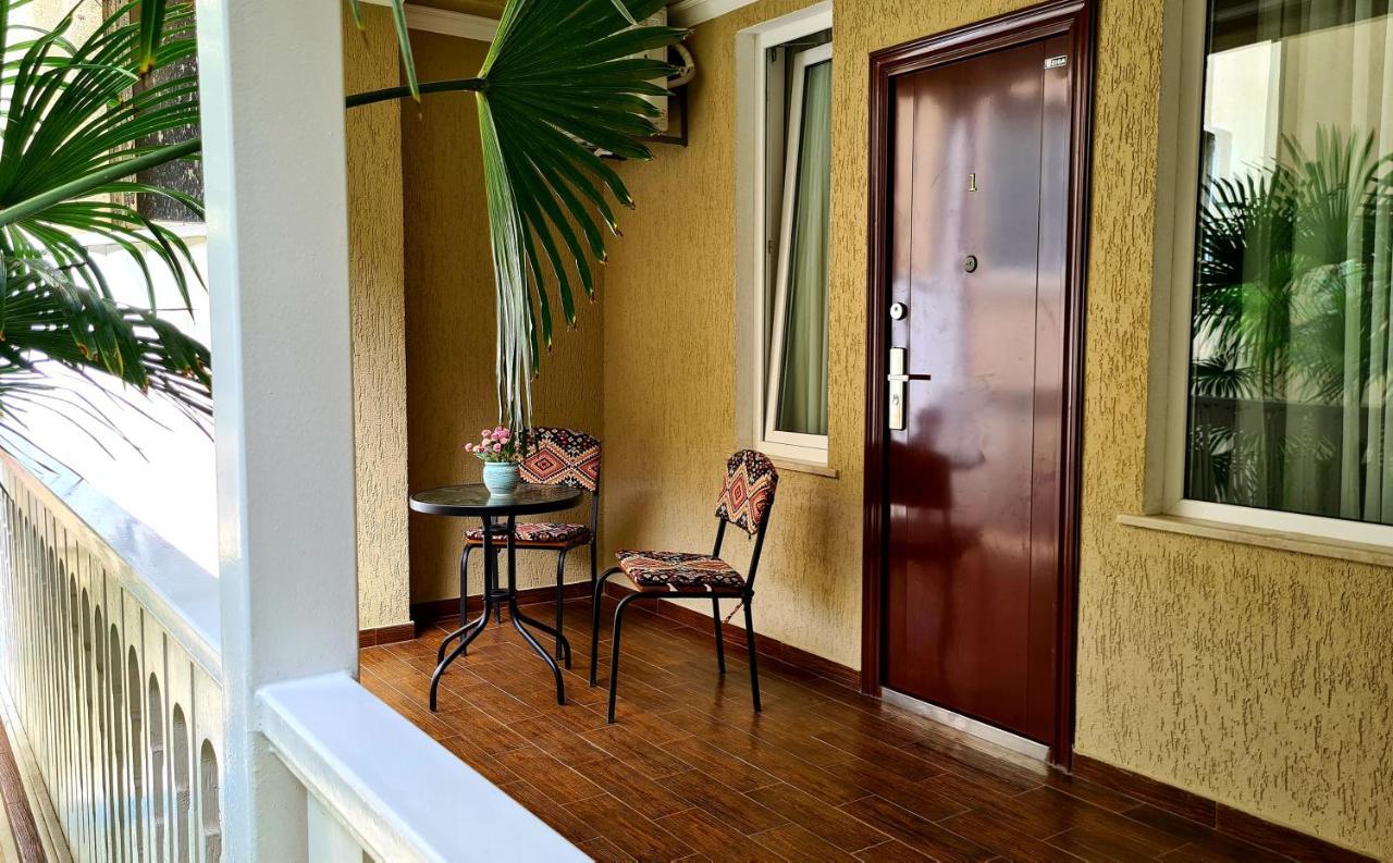 Hotel Georgian House Kutaisi Esterno foto