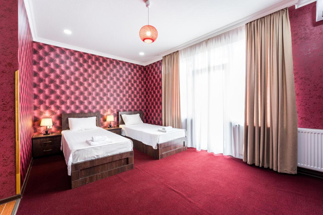 Hotel Georgian House Kutaisi Esterno foto