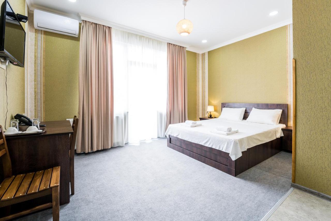 Hotel Georgian House Kutaisi Esterno foto