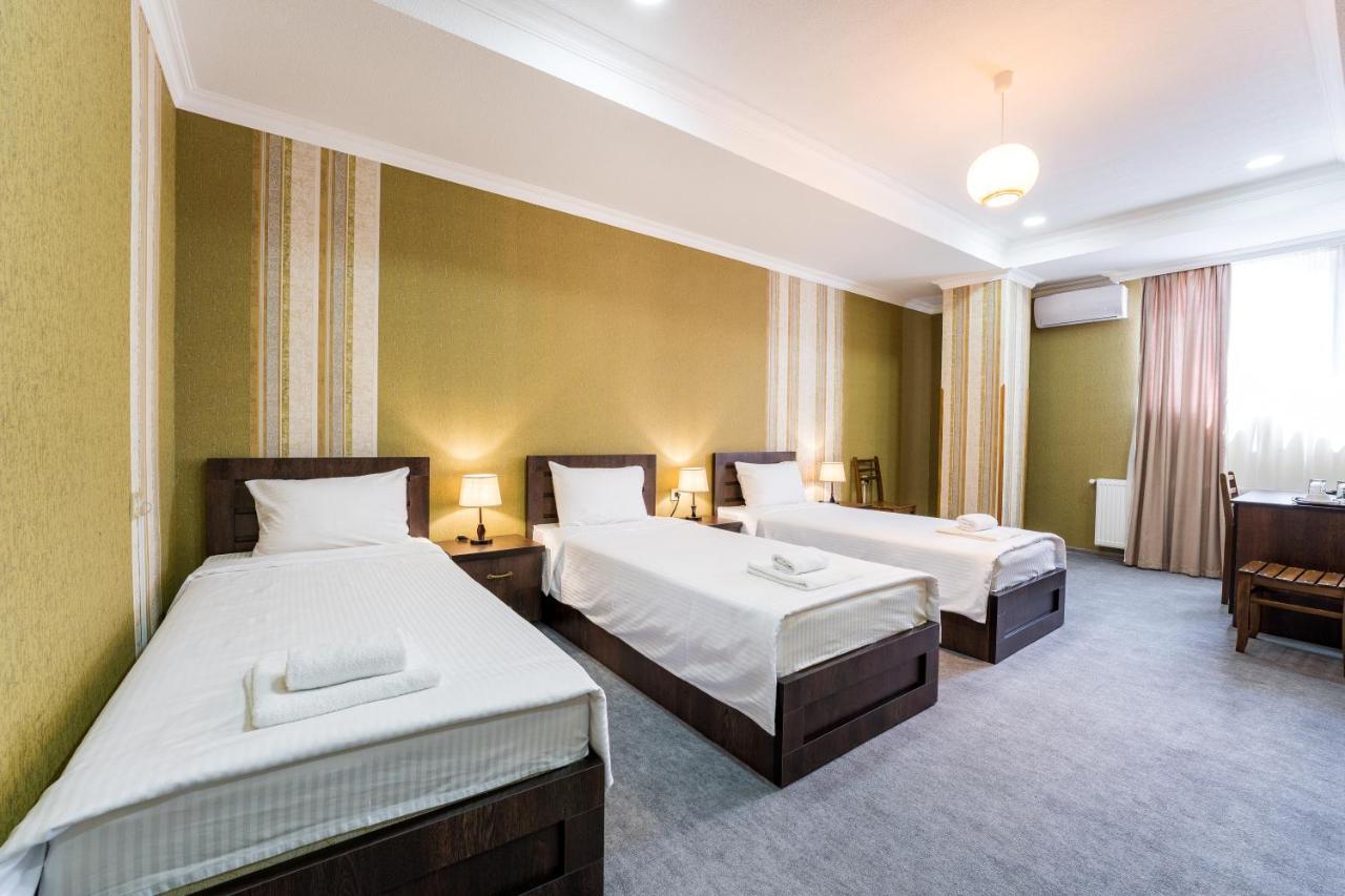 Hotel Georgian House Kutaisi Esterno foto